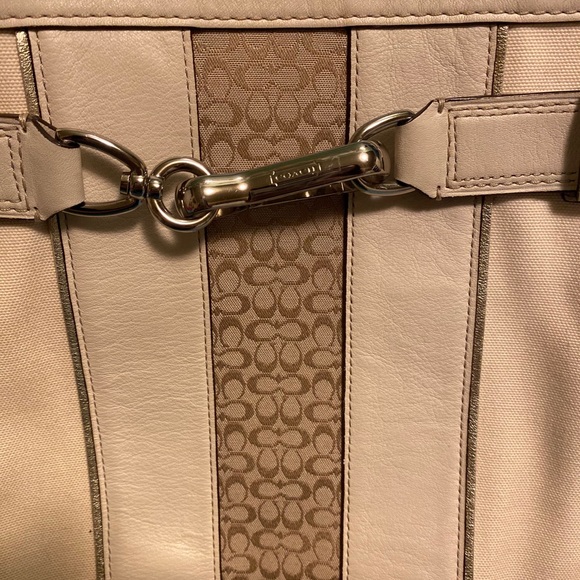 Authentic COACH purse. Vintage - Picture 2 of 6